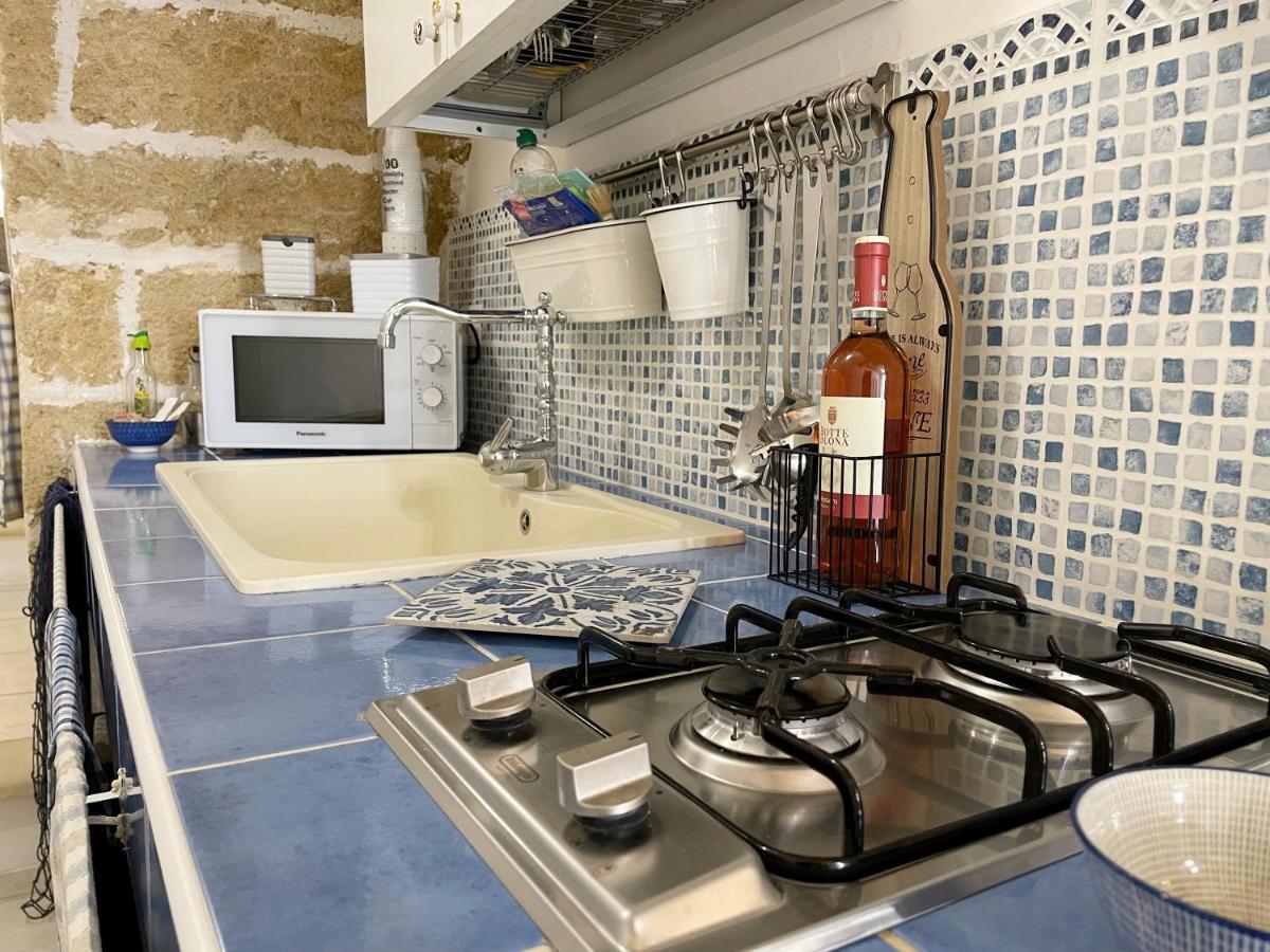 Mediterraneo House- Casa Nel Centro Storico Matino Extérieur photo